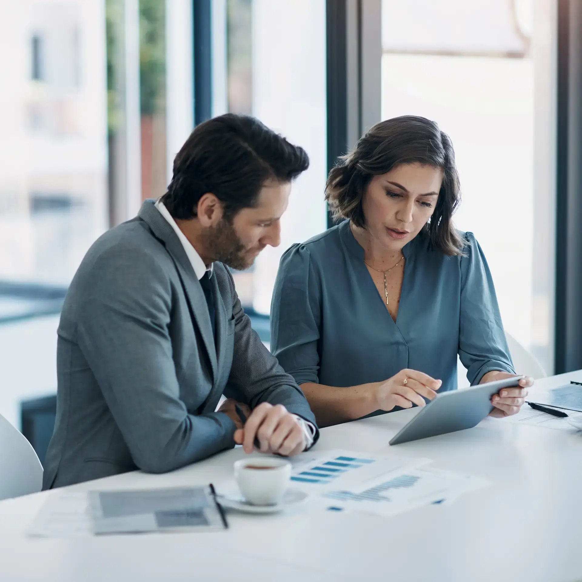 image-finance-report-and-planning